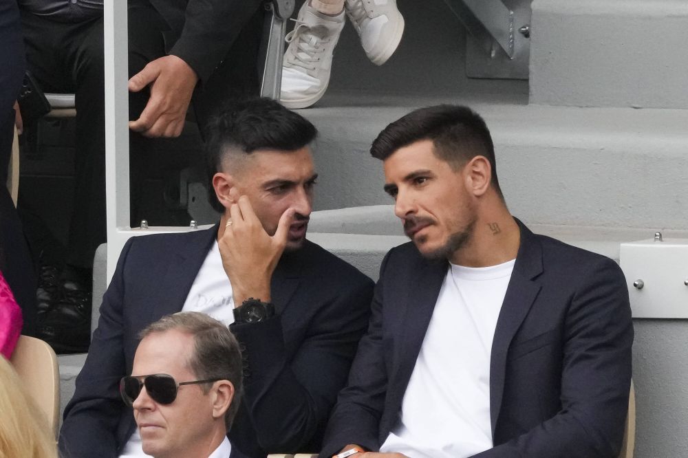 Primul transfer stelar al lui PSG a căzut în anonimat. Debut cu „roșu” direct: unde a ajuns să joace la 33 de ani_4