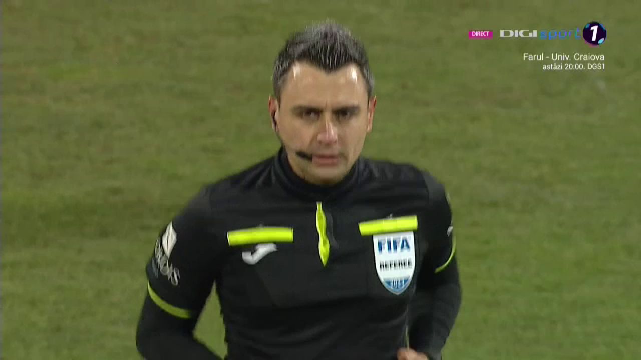 A înghețat arbitrajul video? Cum a reacționat Horațiu Feșnic în așteptarea deciziei din camera VAR_23