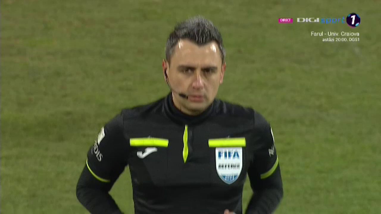 A înghețat arbitrajul video? Cum a reacționat Horațiu Feșnic în așteptarea deciziei din camera VAR_24