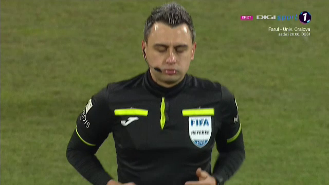 A înghețat arbitrajul video? Cum a reacționat Horațiu Feșnic în așteptarea deciziei din camera VAR_25