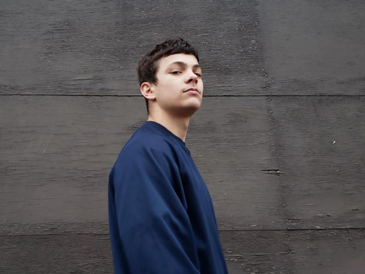 Hit the Floor, Lucas! Povestea românului campion național la breakdance care și-a petrecut toată viața în Canada.