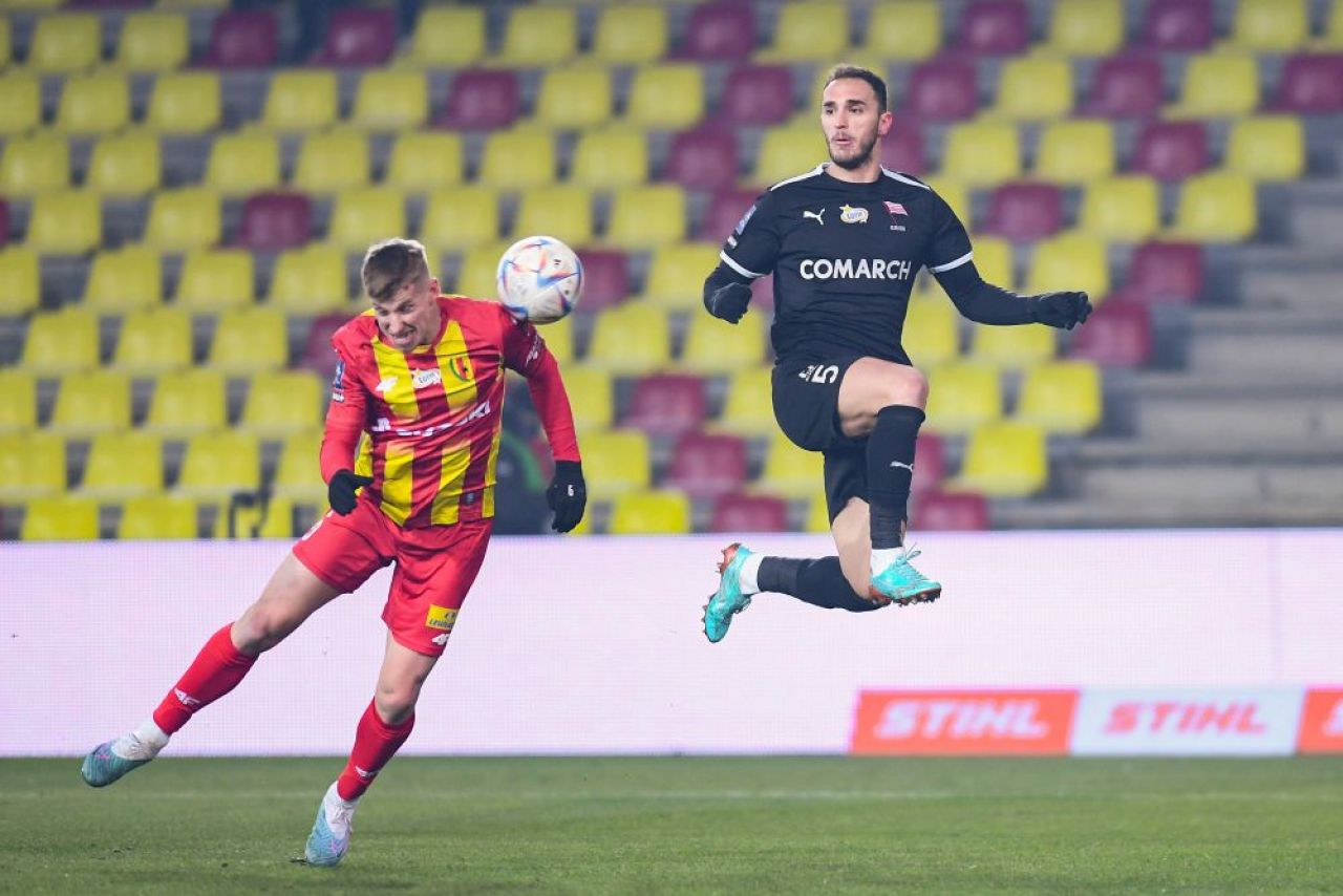 Ekstraklasa rumuńska! 4 români au fost titulari în Korona Kielce - Cracovia Krakow din campionatul Poloniei_5