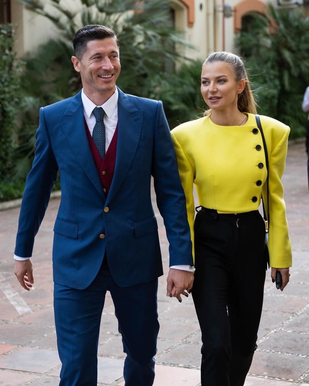Secretul din spatele formei de invidiat a lui Robert Lewandowski. Ce îi pregătește de mâncare superba soție înaintea meciurilor_38