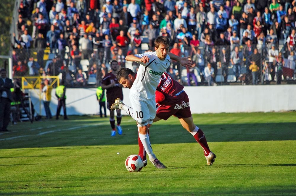 Semnal de alarmă pentru echipele și fotbaliștii din Superligă: 