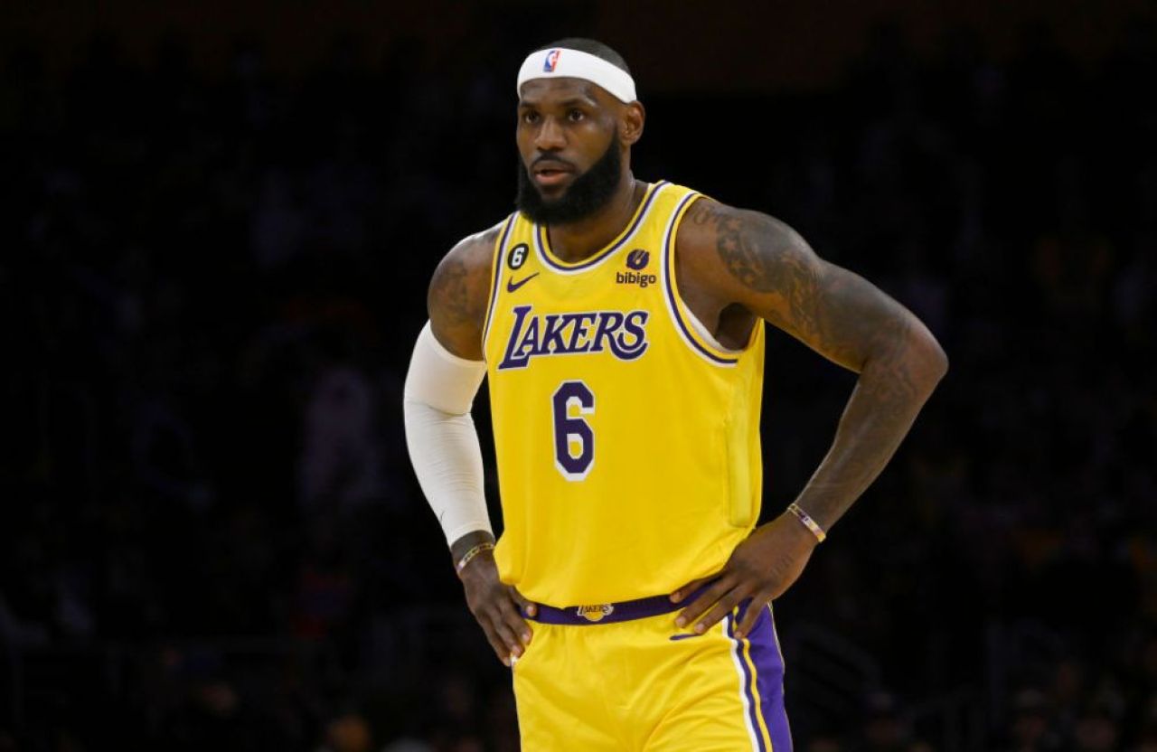LeBron James, o nouă filă de istorie! A devenit cel mai bun marcator din istoria NBA! Imagini emoționante cu starul lui LA Lakers_4