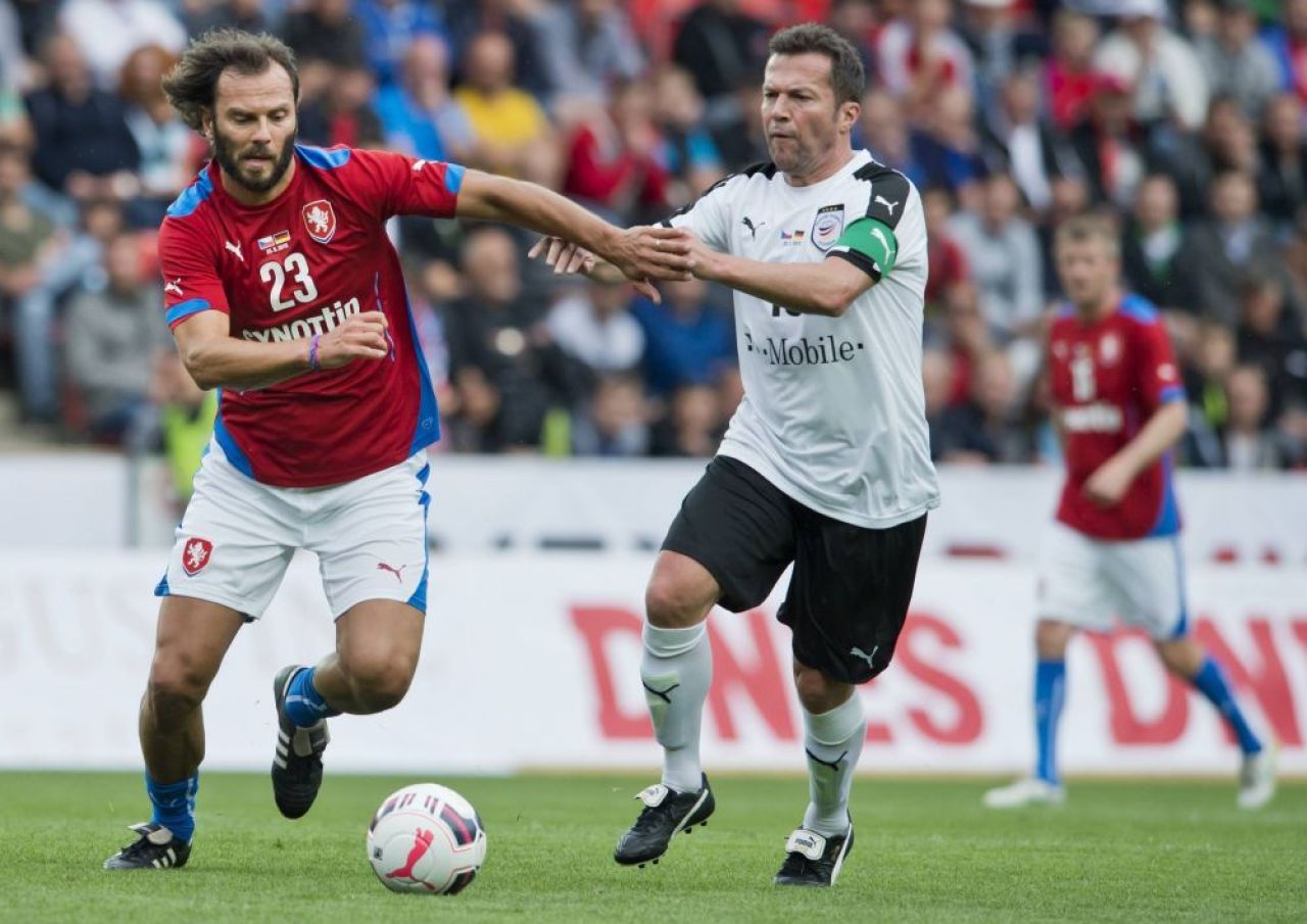 De nerecunoscut! Marele fotbalist al lui FC Liverpool, schimbare radicală de look_4