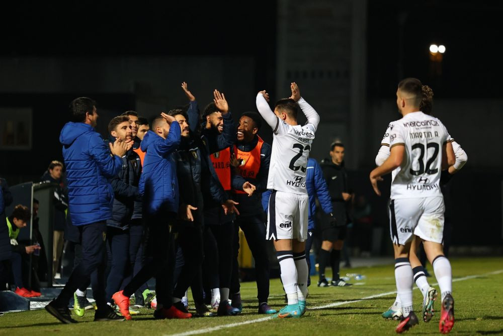 Alex Dobre, primul gol în Portugalia și calificare în semifinalele Cupei!_4