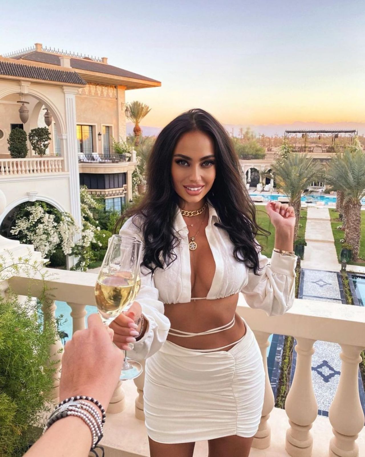 I-au șocat pe toți când au postat fotografie cu bebelușul! Cel mai hot cuplu din România a ales să păstreze sarcina secretă: „N-a fost greu!” _11