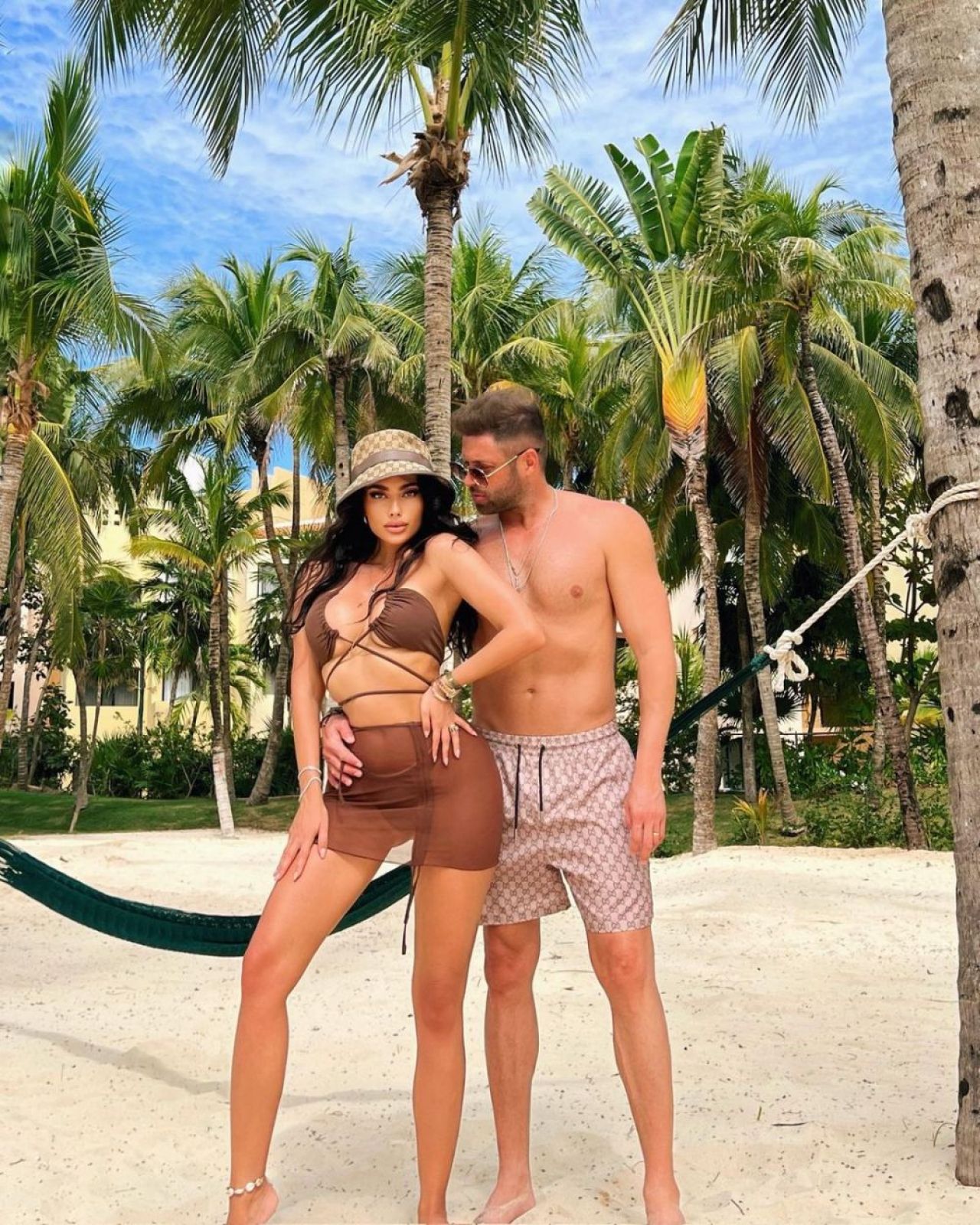 I-au șocat pe toți când au postat fotografie cu bebelușul! Cel mai hot cuplu din România a ales să păstreze sarcina secretă: „N-a fost greu!” _13