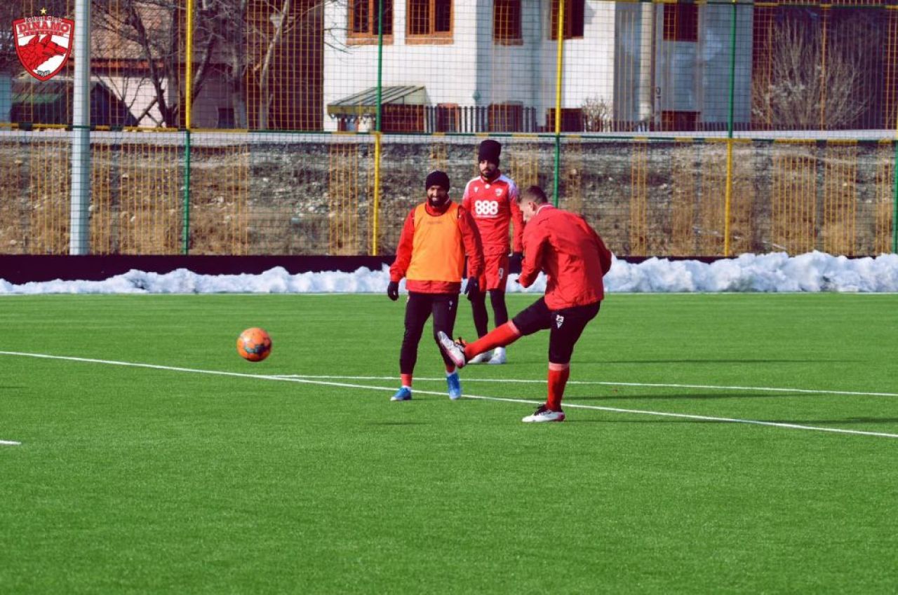 Ovidiu Burcă, după ultimul amical câștigat de Dinamo: ”Mai bine aici, la frig!”. Când se joacă următorul meci_4