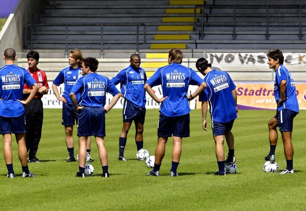 Un fotbalist din naționala Austriei, omorât la Viena de prietenul său, care apoi s-a sinucis!_6