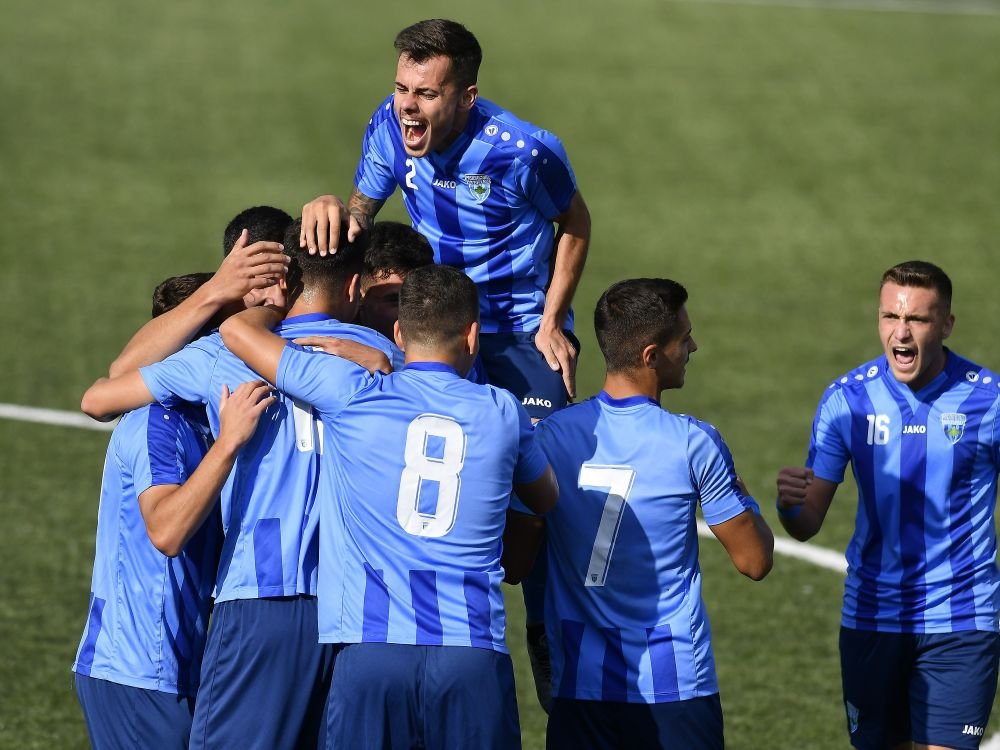 A jucat timp de un deceniu la FCSB, iar acum s-a retras la doar 26 de ani!_2