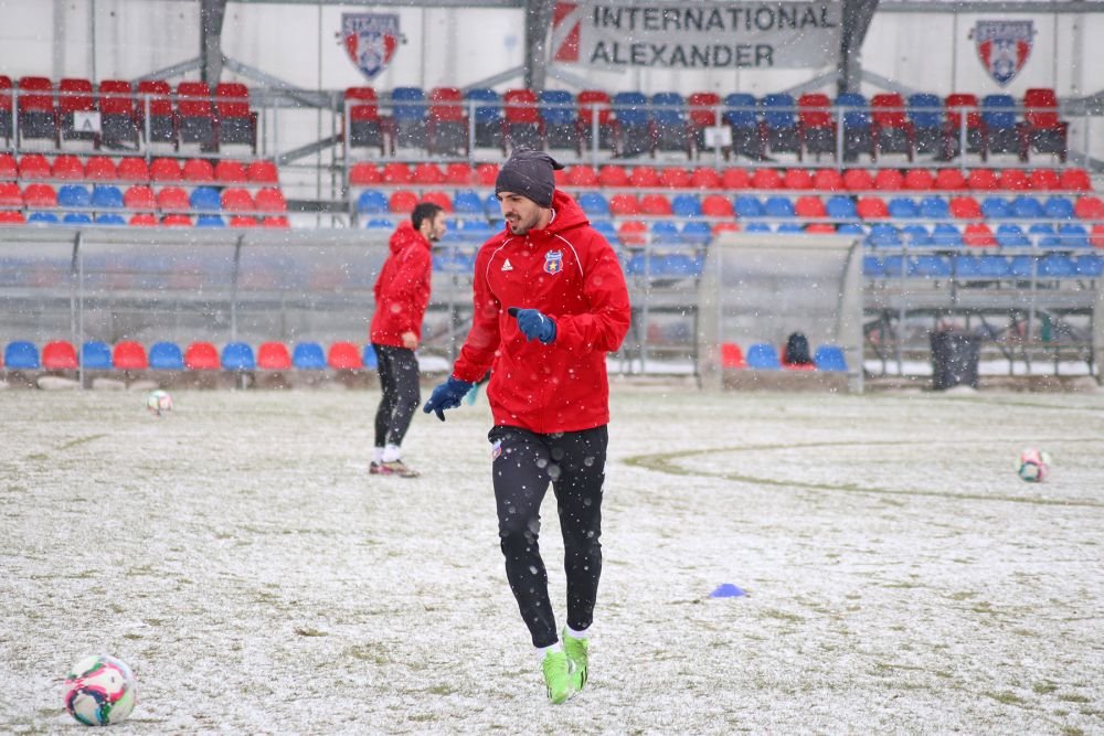 Terenul de antrenament al Stelei, mai bun decât unele gazoane din Liga 1!_10