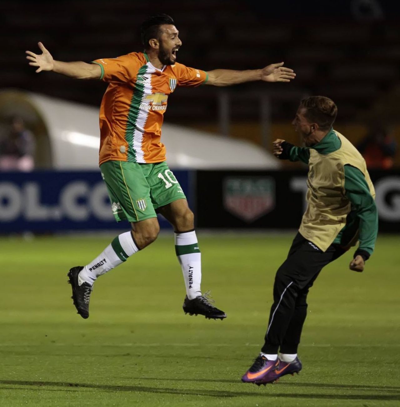 Unde s-a transferat argentinianul care avea un acord scris cu FCSB. Are meciuri la naționala condusă de Maradona și în Serie A!_16