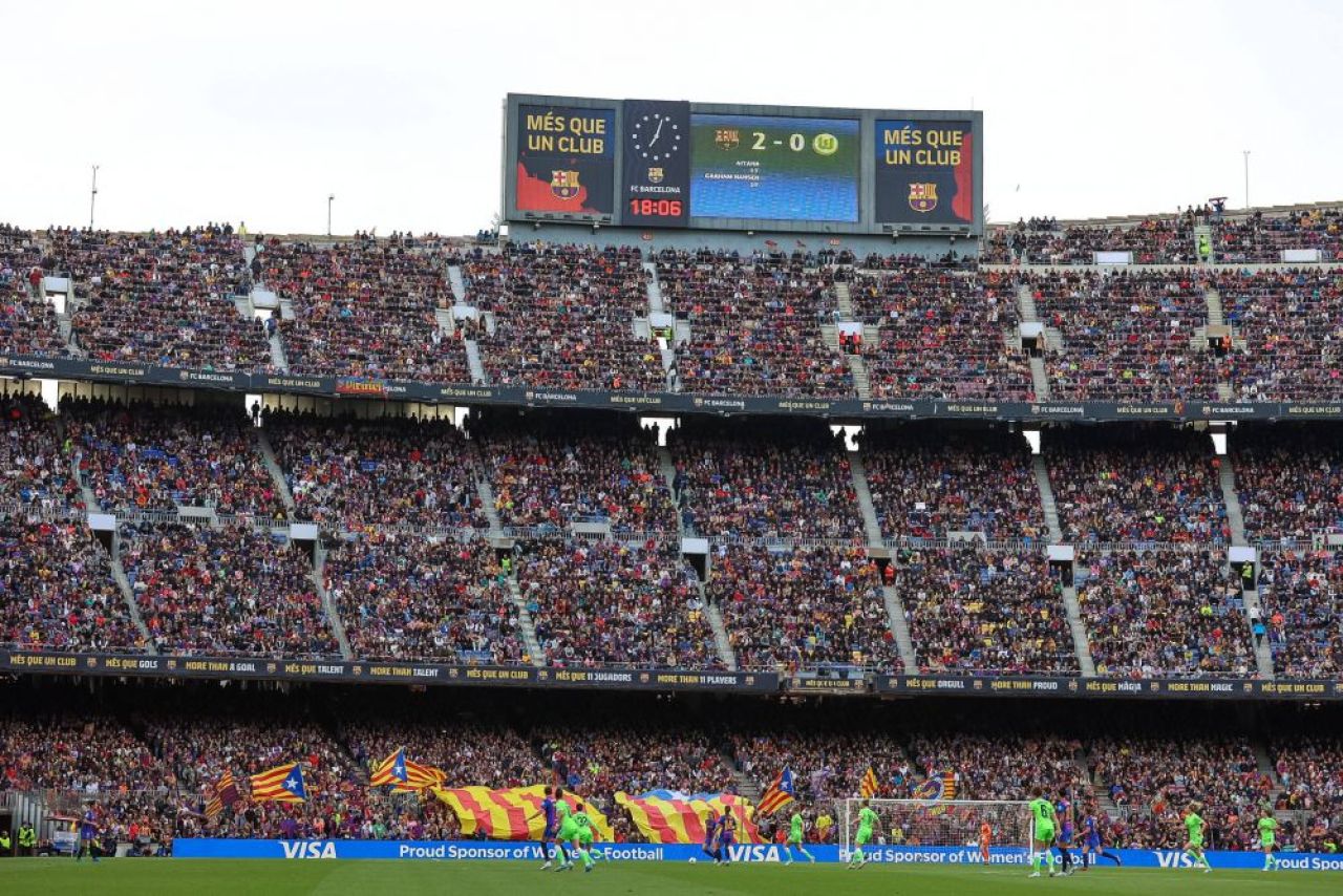 Barcelona are nevoie de o avere pentru a moderniza stadionul Camp Nou_4