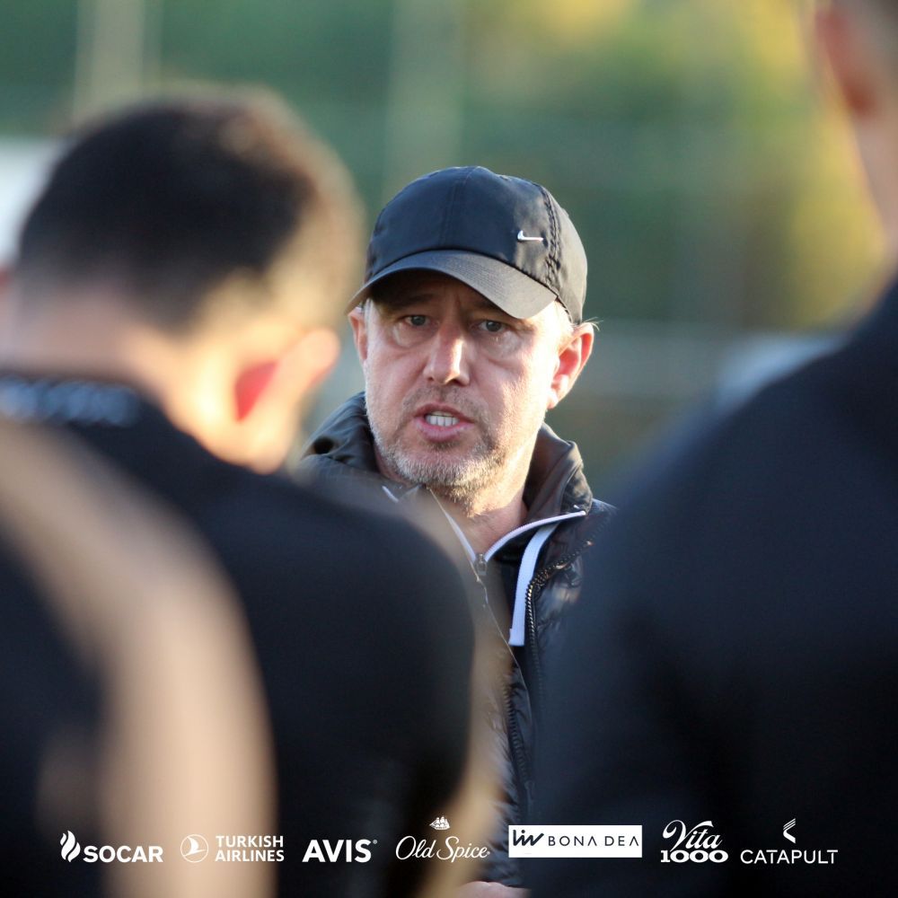 Laurențiu Reghecampf, condamnat la locul 3 în Azerbaidjan! Încă un pas greșit pentru Neftchi Baku_5