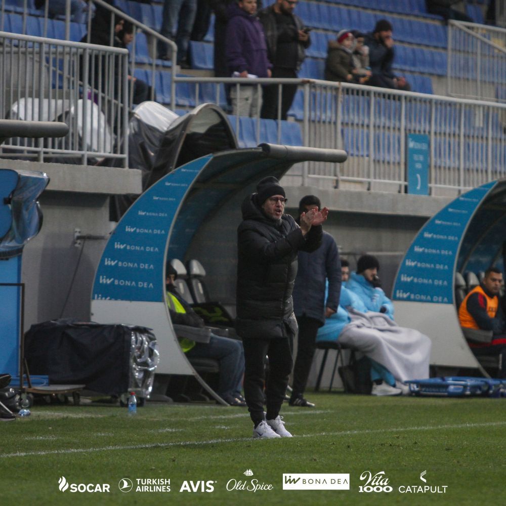 Laurențiu Reghecampf, condamnat la locul 3 în Azerbaidjan! Încă un pas greșit pentru Neftchi Baku_6