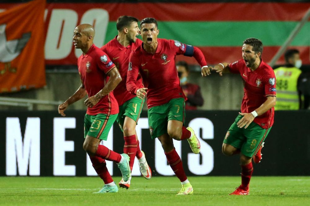 Care 38 de ani?! Cristiano Ronaldo și-a etalat pătrățelele după ce a înscris patru goluri pentru Al-Nassr _32