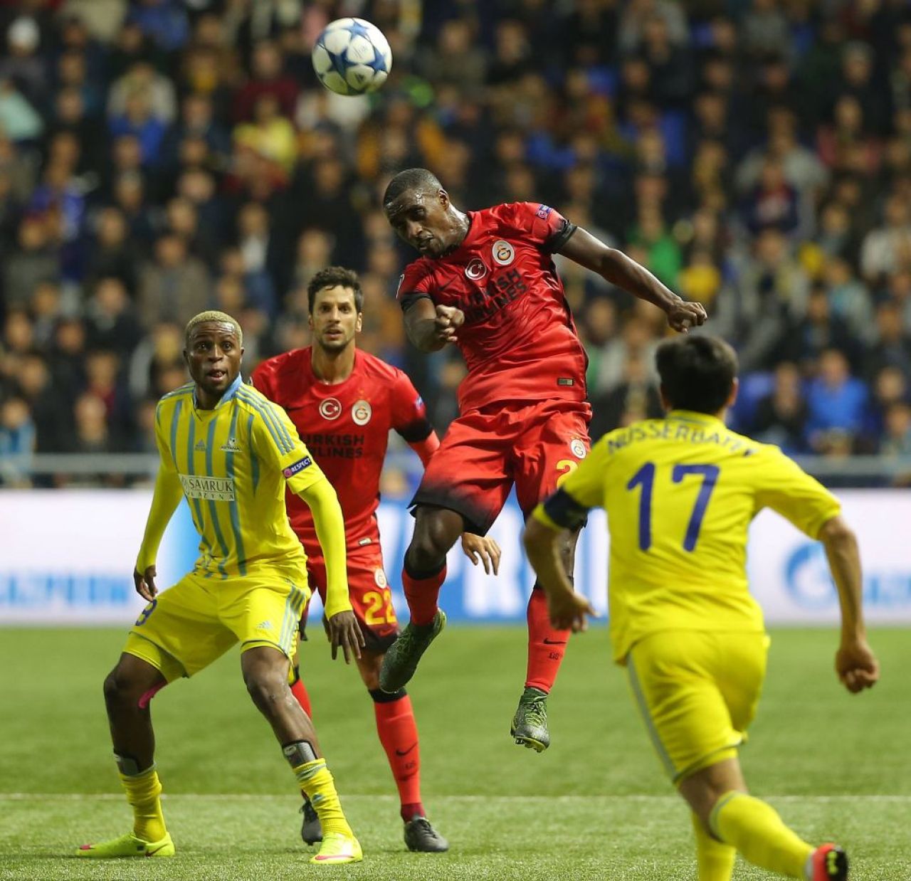 Nicolae Dică l-a dat afară de la echipă, dar atacantul de Champions League a semnat imediat! UPDATE Lob de senzație la debut_6