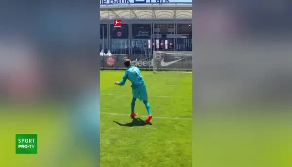 Kevin Trapp a făcut spectacol &icirc;nainte de Super Bowl (12.02.2023)