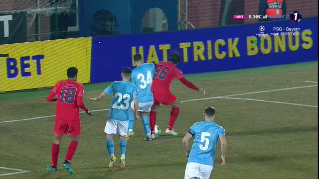 Penalty refuzat pentru FCSB? Faza la care Radu Petrescu nu a acordat nimic în meciul cu Voluntari_3