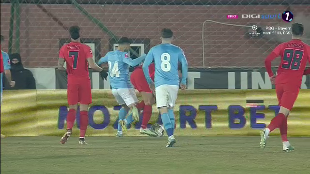 Penalty refuzat pentru FCSB? Faza la care Radu Petrescu nu a acordat nimic în meciul cu Voluntari_11