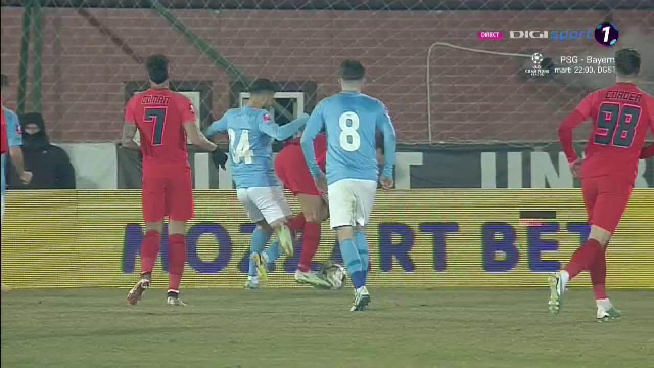 Penalty refuzat pentru FCSB? Faza la care Radu Petrescu nu a acordat nimic în meciul cu Voluntari_11