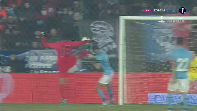 ”Este interesant un aspect”. Ce a remarcat Ilie Dumitrescu la faultul grosolan al lui Edjouma_7