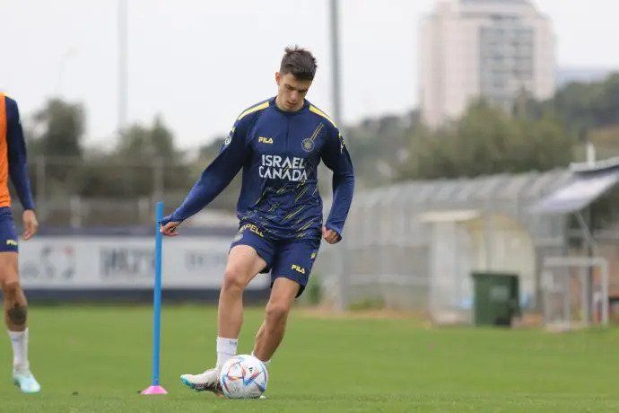 Rareș Ilie a debutat la Maccabi Tel Aviv, dar este deja criticat de fani! ”Încă unul adus să plece după trei luni”_7