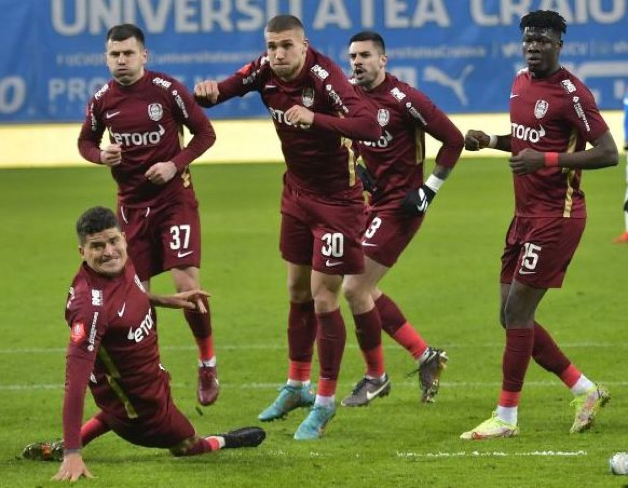 De câte ori s-au calificat echipele românești în primăvara europeană. Lazio - CFR Cluj e LIVE pe PRO ARENA și VOYO joi, de la 22:00_6