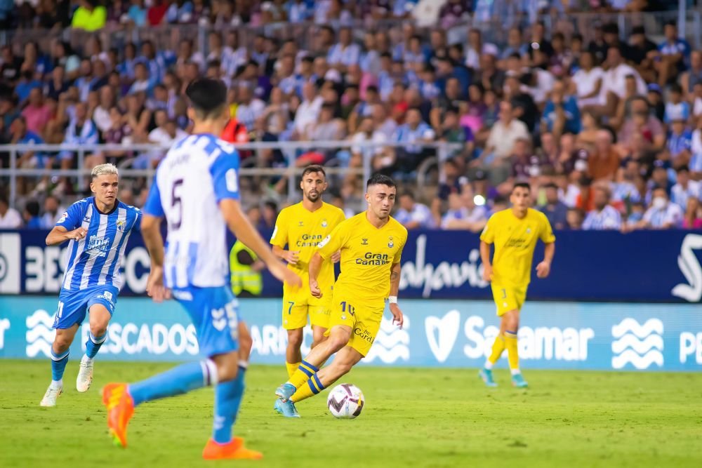 Cine este noua stea a fotbalului spaniol. Barcelona și Real Madrid, gata să dea 30 de milioane de euro pentru el_5