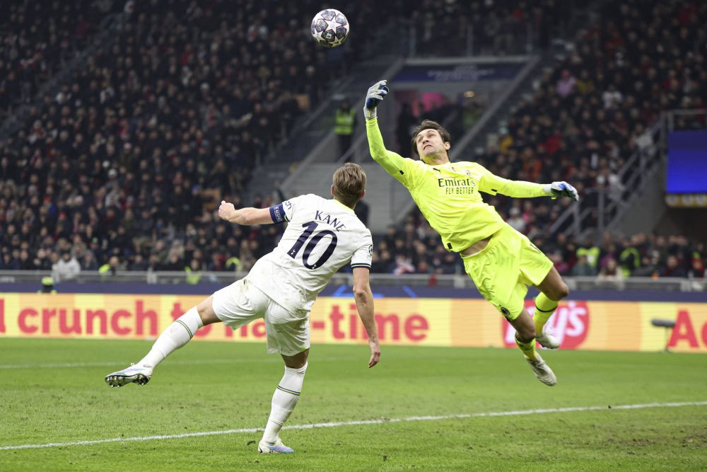 Tătărușanu a urlat de durere în AC Milan - Tottenham. Ce s-a întâmplat_6