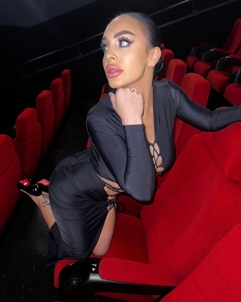 Soția lui Cristian Daminuță face spectacol pe OnlyFans cu acordul fotbalistului: „Chiar mă susține! Nu e gelos!” _13
