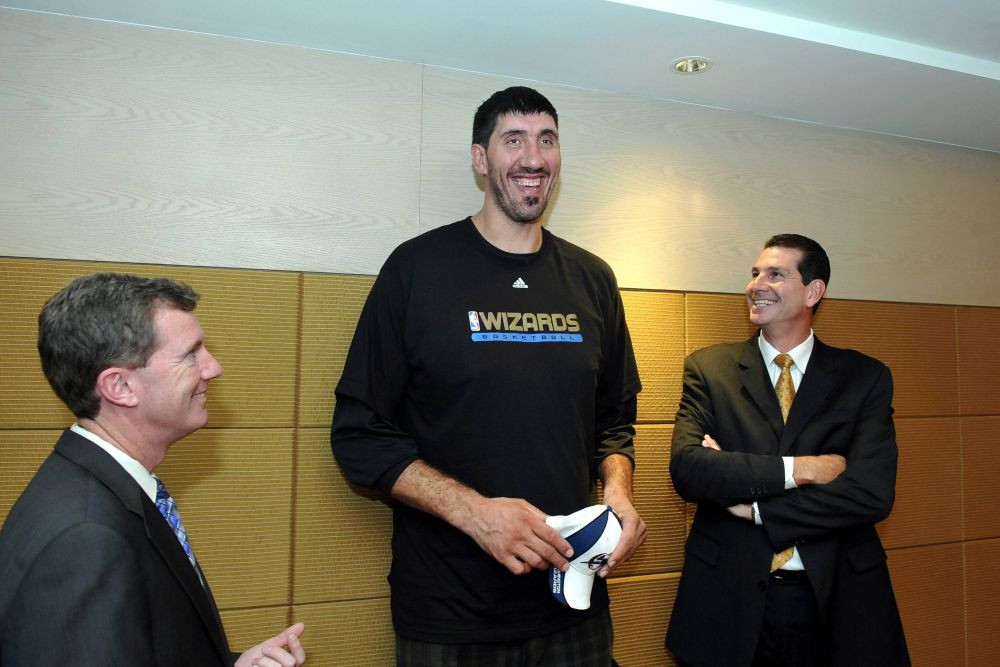 Ghiță Mureșan, stabilit de 30 de ani în SUA: „Sunt român, vin mereu cu plăcere acasă” / „M-am bucurat pentru Messi că a luat titlul mondial”. Big Ghiță a împlinit 52 de ani_16