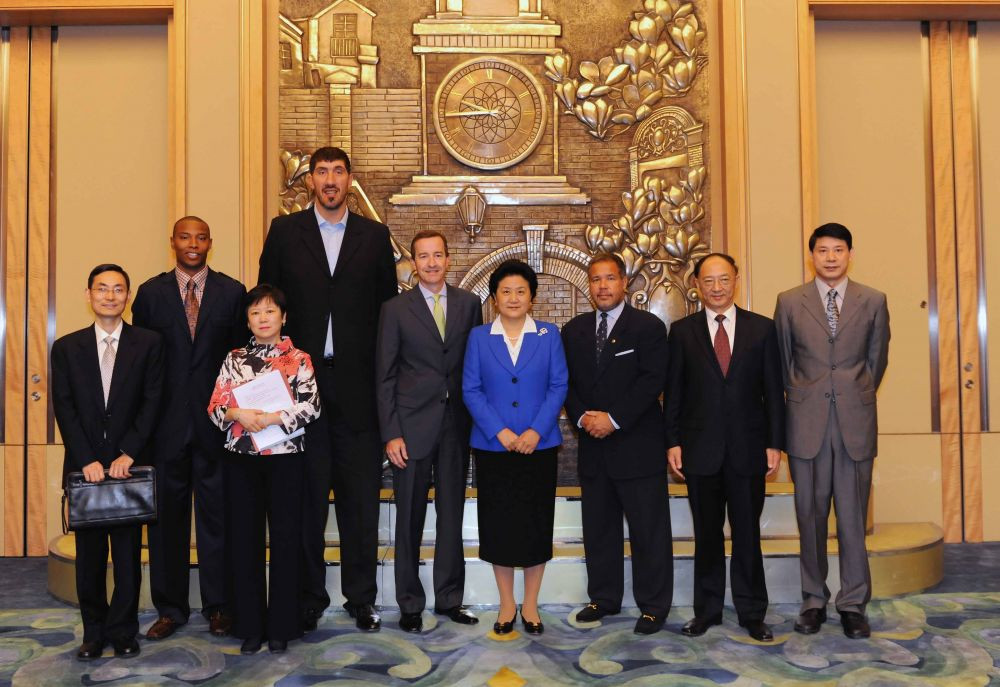 Ghiță Mureșan, stabilit de 30 de ani în SUA: „Sunt român, vin mereu cu plăcere acasă” / „M-am bucurat pentru Messi că a luat titlul mondial”. Big Ghiță a împlinit 52 de ani_29