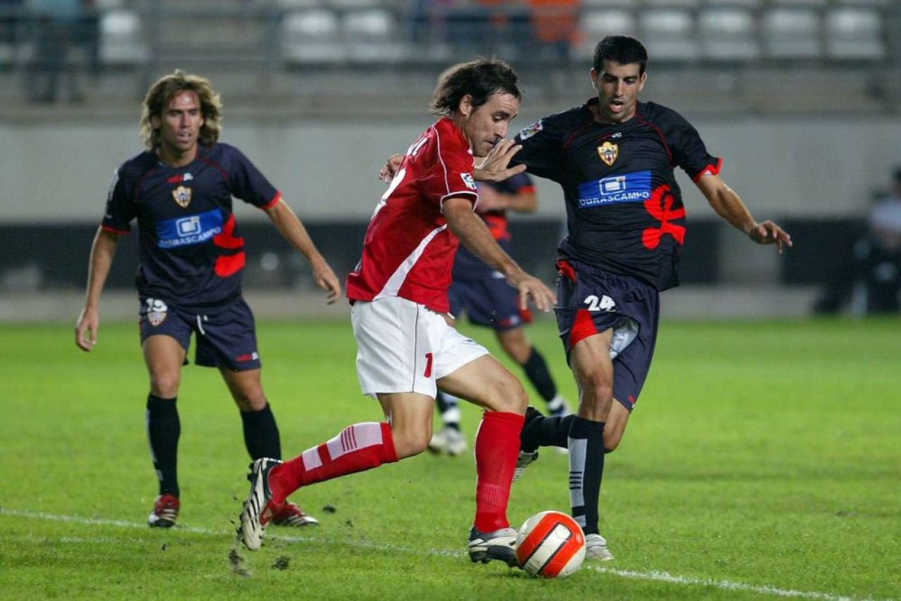 Singurul spaniol care a jucat la FCSB e antrenor la cel mai vechi club din țara lui. Cum arată acum_11