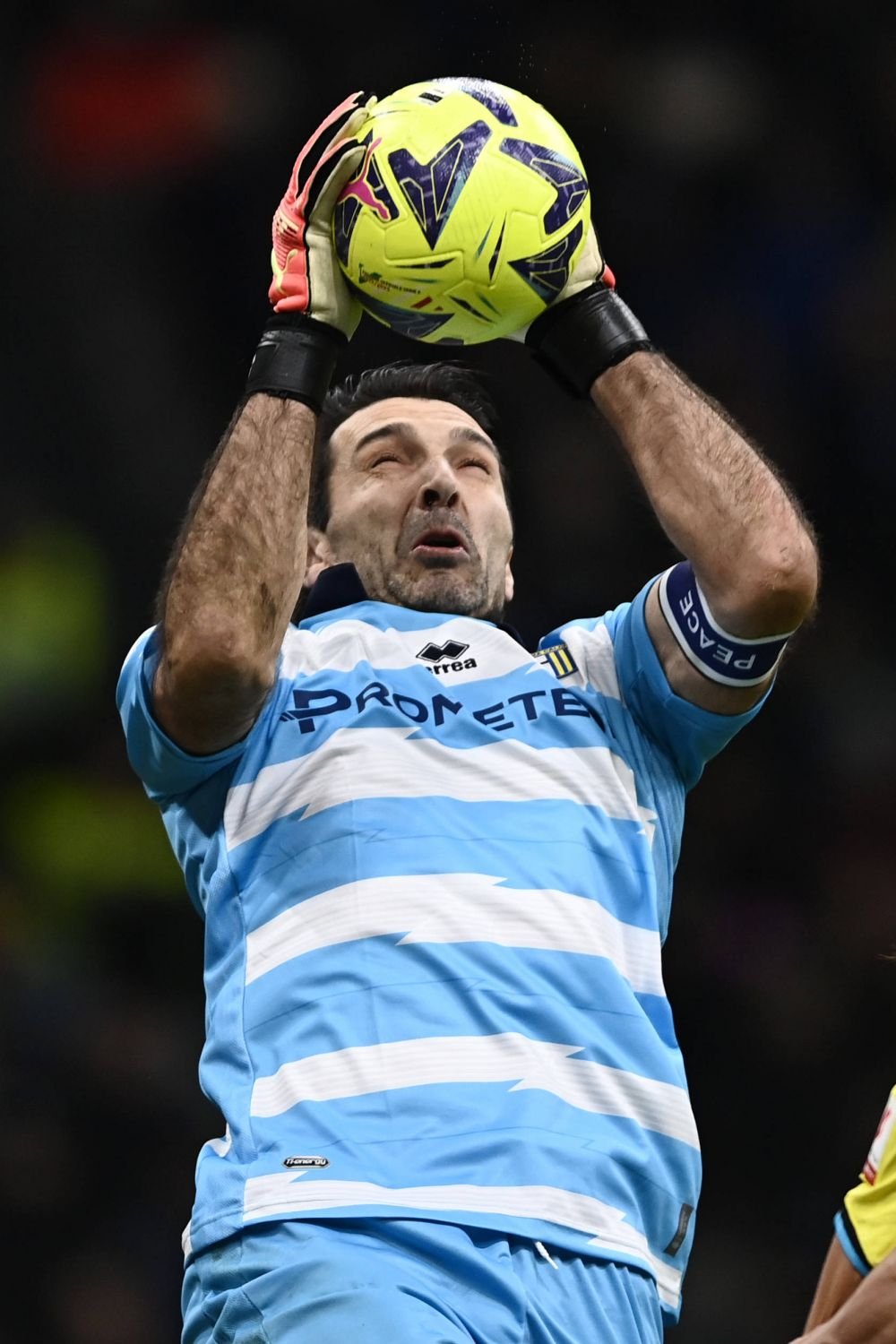 SPECIAL | 45 de ani și numărătoarea continuă. Secretele lui Buffon: ce a schimbat în meniul său și relația sănătoasă cu banii_12