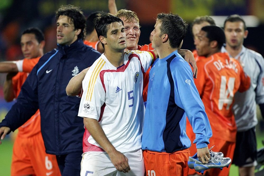 Fotbalistul român despre care Rafael van der Vaart spune că e mult mai valoros decât Harry Maguire_3