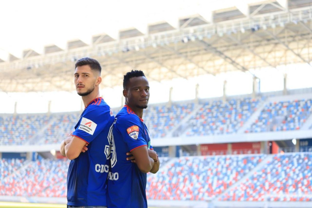 Steaua București și-a prezentat ultimele două achiziții! Un atacant și un fundaș central pentru Daniel Oprița_1