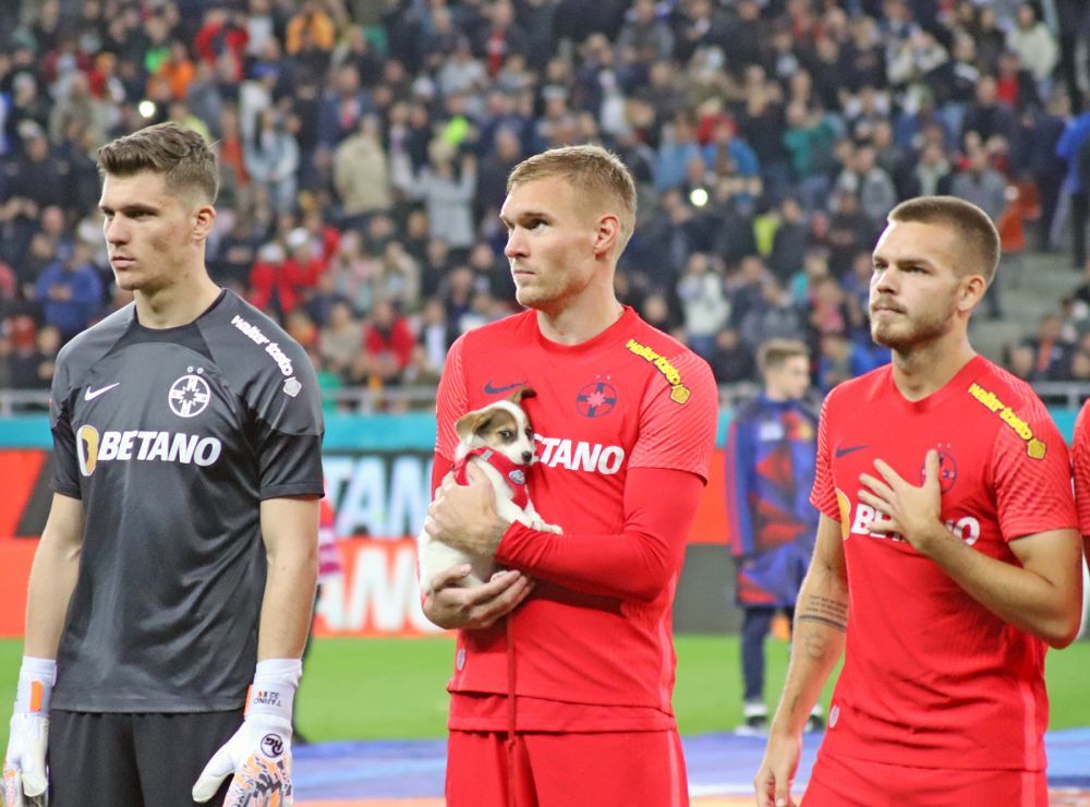 Joacă la Rapid și FCSB, dar ies împreună în oraș:
