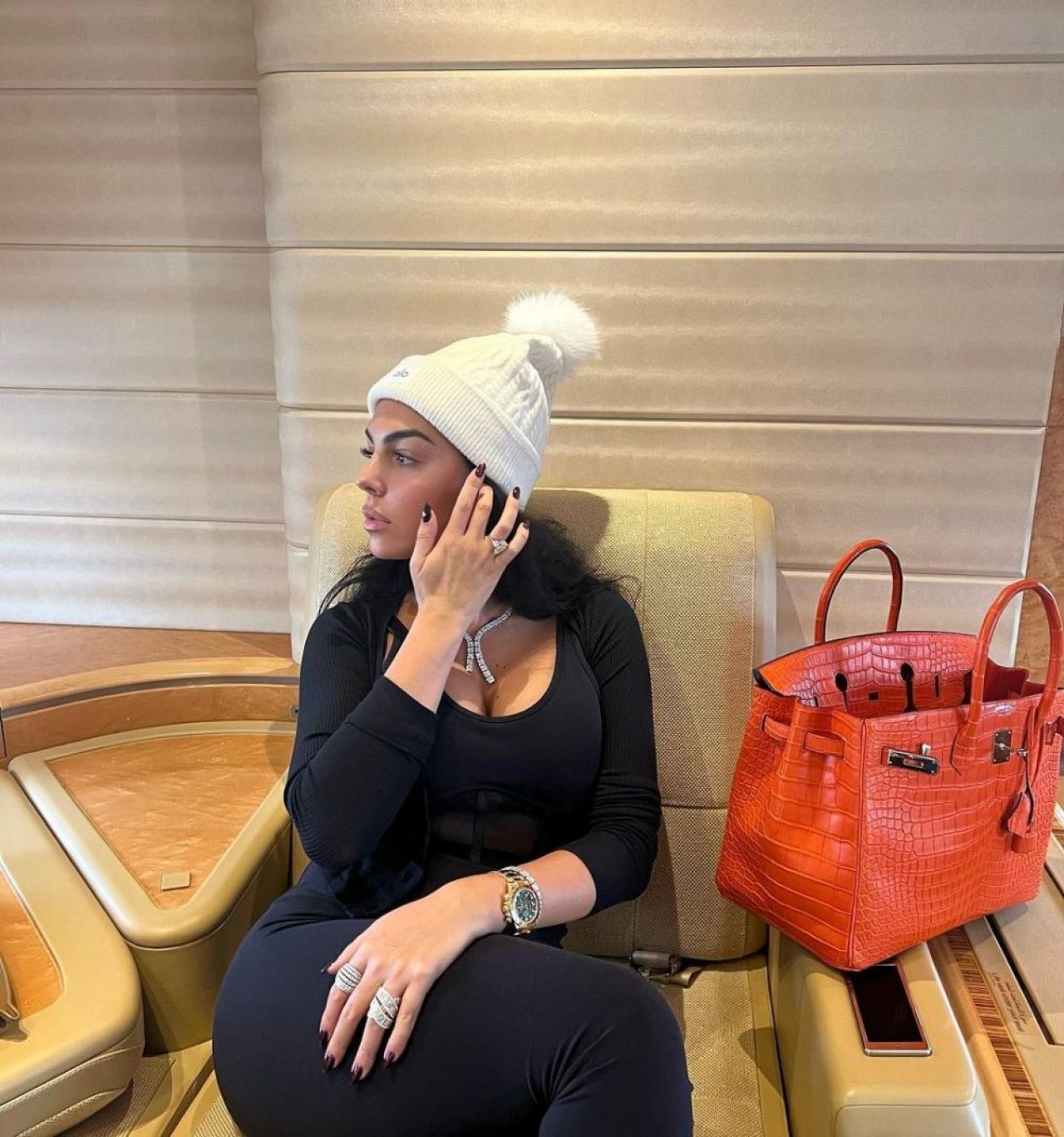 Contract 'stelar' semnat de Georgina Rodriguez! Suma uriașă pe care o încasează iubita lui Ronaldo după ultima înțelegere _13