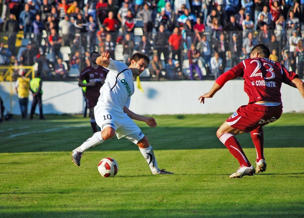 Are 37 de ani, dar peste cinci ani vrea să fie tot fotbalist: 