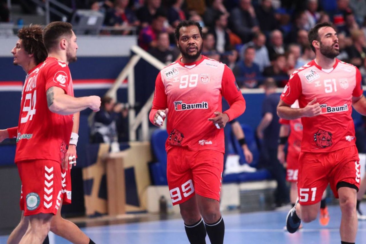 Dinamo, eșec contra lui PSG în Liga Campionilor.