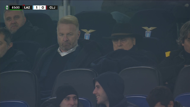 Claudio Lotito, șeful lui Lazio, a ”ațipit” în tribune la meciul cu CFR Cluj! Imagini memorabile_3