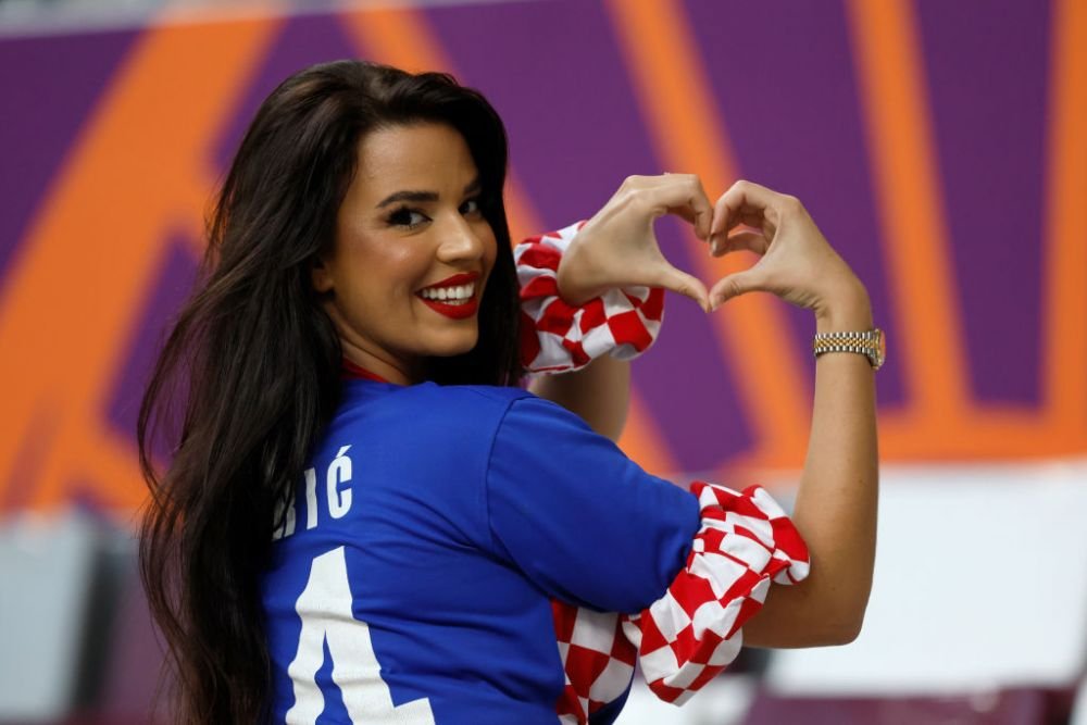 A făcut senzație la Campionatul Mondial, acum a dezvăluit ce meserie are! Cu ce se ocupă Ivana Knoll _36