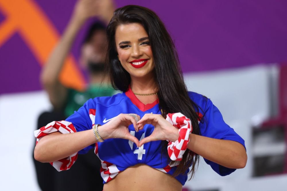 A făcut senzație la Campionatul Mondial, acum a dezvăluit ce meserie are! Cu ce se ocupă Ivana Knoll _40