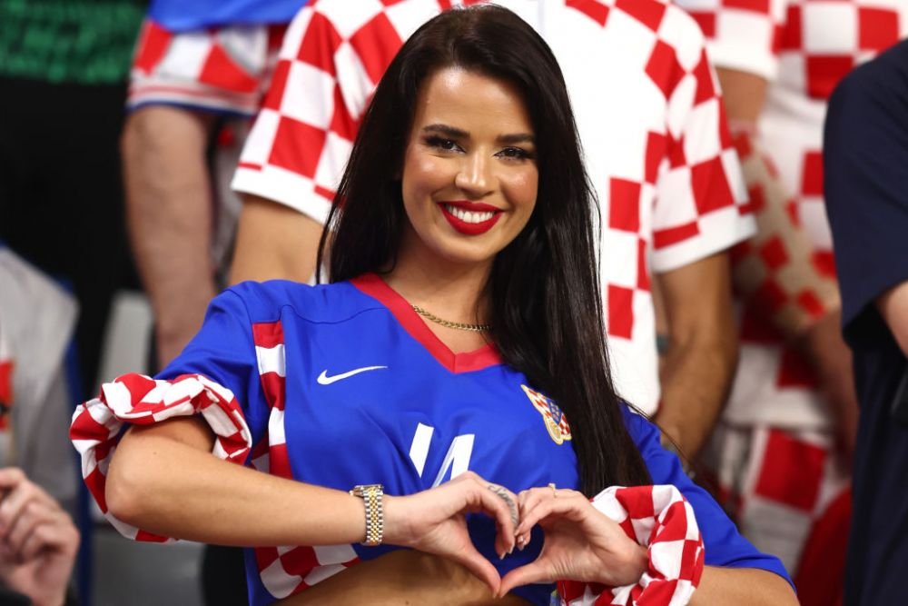A făcut senzație la Campionatul Mondial, acum a dezvăluit ce meserie are! Cu ce se ocupă Ivana Knoll _52