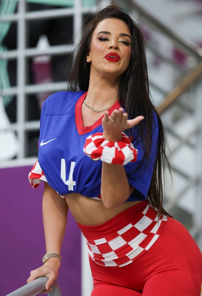 A făcut senzație la Campionatul Mondial, acum a dezvăluit ce meserie are! Cu ce se ocupă Ivana Knoll _71