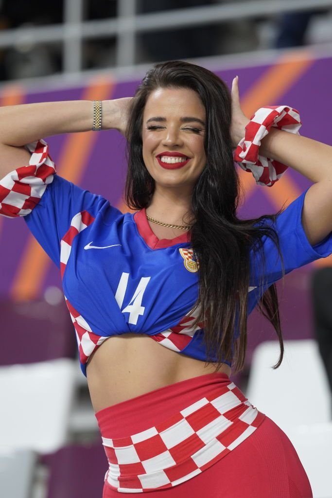 A făcut senzație la Campionatul Mondial, acum a dezvăluit ce meserie are! Cu ce se ocupă Ivana Knoll _74
