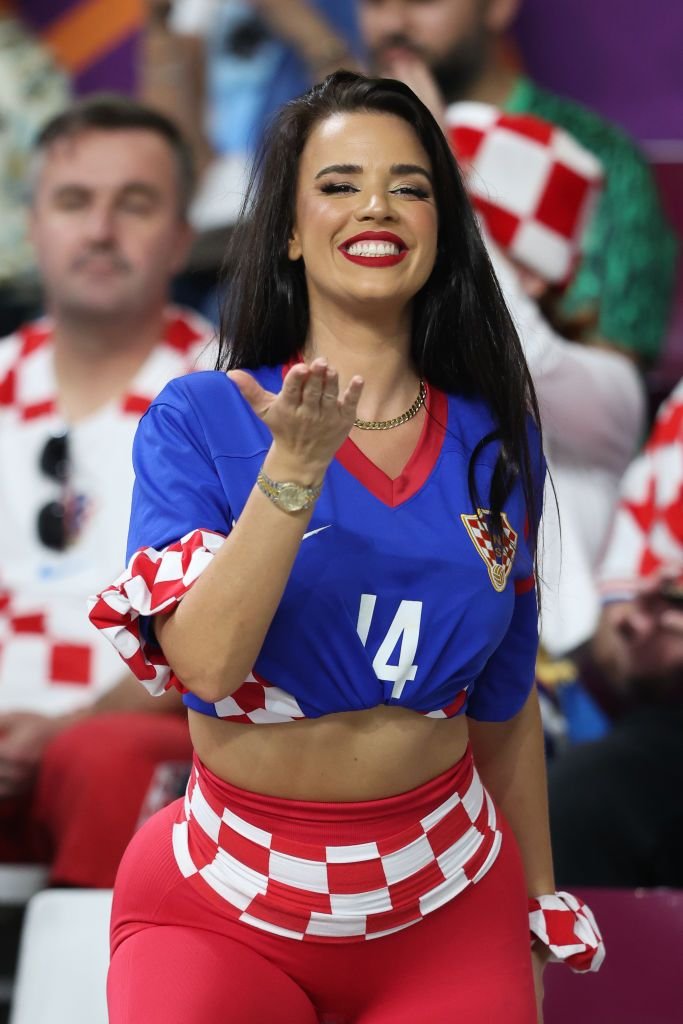 A făcut senzație la Campionatul Mondial, acum a dezvăluit ce meserie are! Cu ce se ocupă Ivana Knoll _80